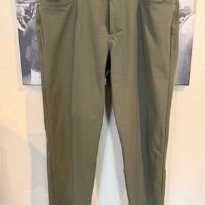Lululemon ABC Pants Men’s Size 32 Excellent Condition